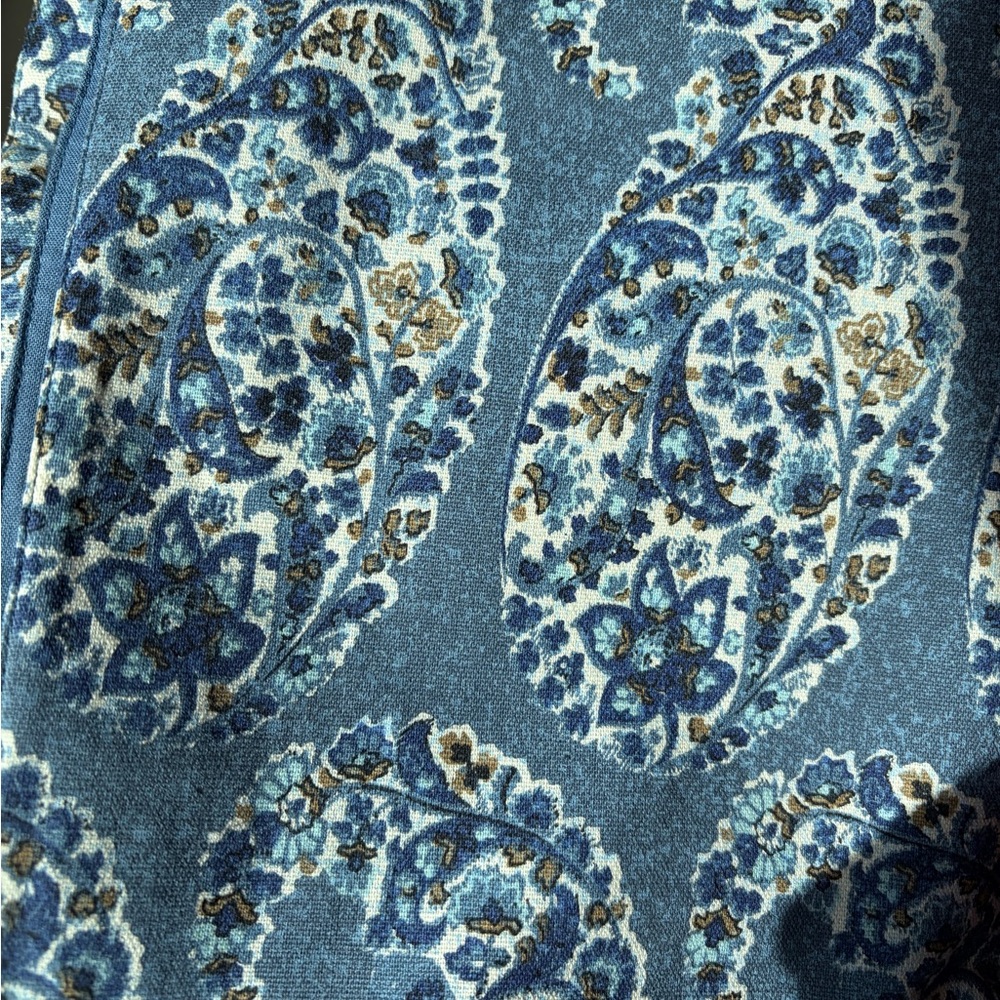 Pottery Barn Blue and White Paisley Fabric table runner